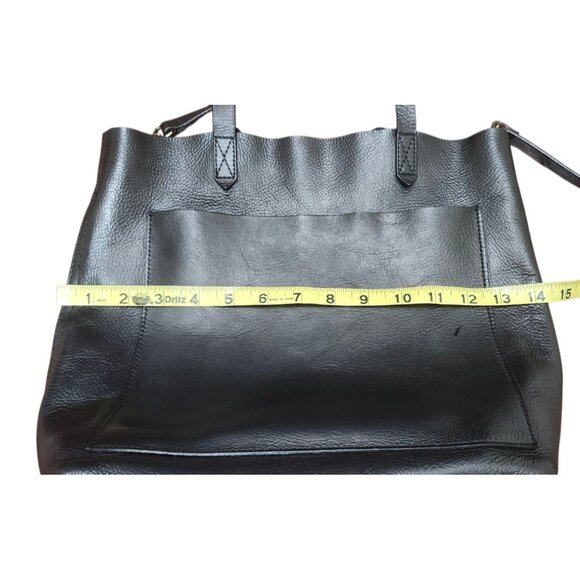 Madewell Medium Transport Tote in Black Pebbled Leather - Picture 13 of 16